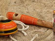 Kutch lacquer ~ Spinning Top - भमरडो { A }